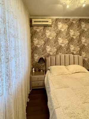 Продам трехкомнатную (3-комн.) квартиру, Великой Победы б-р, 21, Волгодонск г