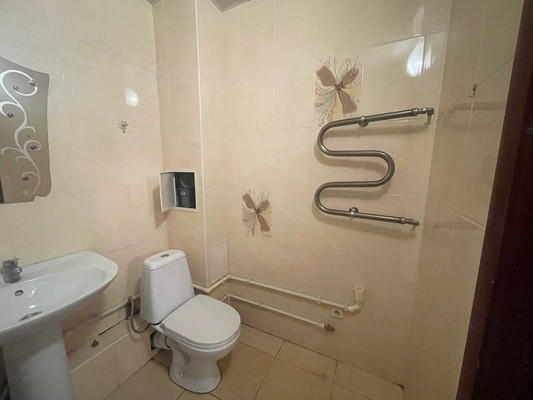 Продам однокомнатную (1-комн.) квартиру, Интернациональная ул, 16к6, Рязань г