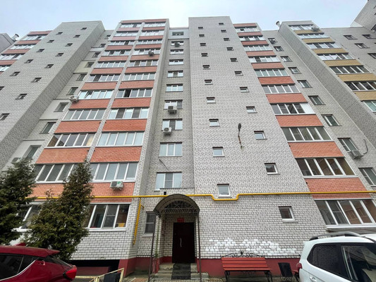 Продам однокомнатную (1-комн.) квартиру, Интернациональная ул, 16к6, Рязань г