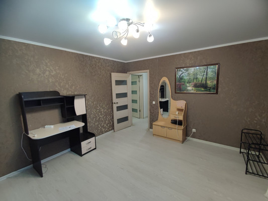 Продам двухкомнатную (2-комн.) квартиру, Хренникова ул, 4, Липецк г