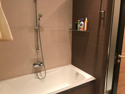 Продам двухкомнатную (2-комн.) квартиру, Шмитовский проезд, 16к2, Москва г