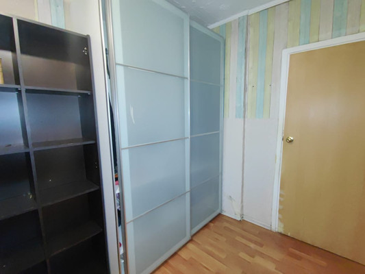 Продам двухкомнатную (2-комн.) квартиру, Кировоградская ул, 24к1, Москва г