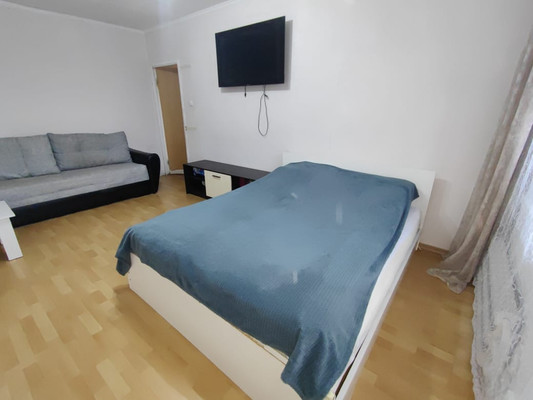 Продам двухкомнатную (2-комн.) квартиру, Кировоградская ул, 24к1, Москва г