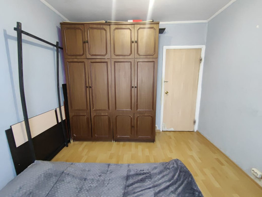 Продам двухкомнатную (2-комн.) квартиру, Кировоградская ул, 24к1, Москва г