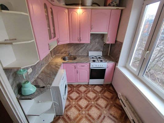 Продам двухкомнатную (2-комн.) квартиру, Кировоградская ул, 24к1, Москва г