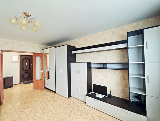 Продам однокомнатную (1-комн.) квартиру, Земская ул, 6, Чехов г