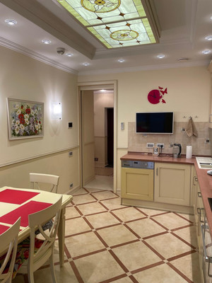 Продам трехкомнатную (3-комн.) квартиру, Ярцевская ул, 27к1, Москва г