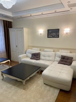 Продам трехкомнатную (3-комн.) квартиру, Ярцевская ул, 27к1, Москва г