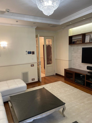 Продам трехкомнатную (3-комн.) квартиру, Ярцевская ул, 27к1, Москва г