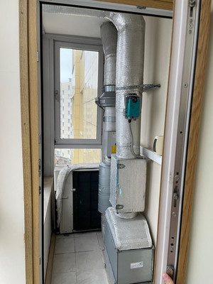 Продам трехкомнатную (3-комн.) квартиру, Ярцевская ул, 27к1, Москва г