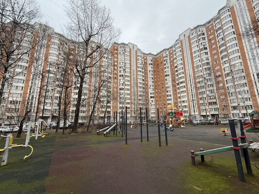 Продам однокомнатную (1-комн.) квартиру, 15-я Парковая ул, 47к1, Москва г