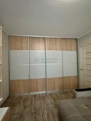 Продам двухкомнатную (2-комн.) квартиру, Краснодарская ул, 20/1, Москва г