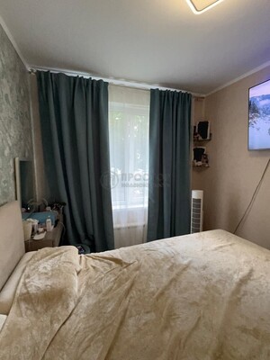 Продам двухкомнатную (2-комн.) квартиру, Краснодарская ул, 20/1, Москва г