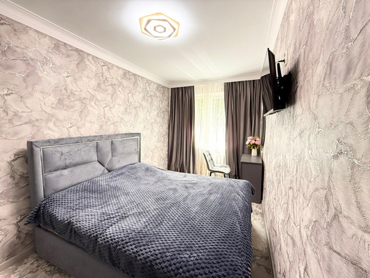 Продам двухкомнатную (2-комн.) квартиру, Ватутина ул, 9, Нальчик г