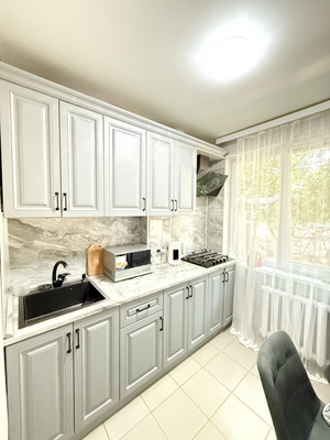 Продам двухкомнатную (2-комн.) квартиру, Ватутина ул, 9, Нальчик г