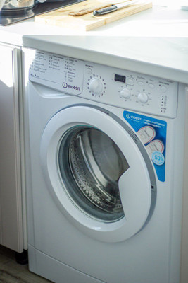 Продам однокомнатную (1-комн.) квартиру, Зоологическая ул, 1, Калининград г