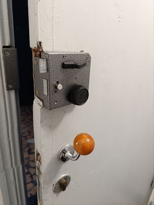 Продам однокомнатную (1-комн.) квартиру, Зоологическая ул, 1, Калининград г