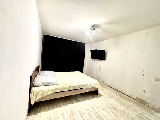 Продам двухкомнатную (2-комн.) квартиру, Казанская ул, 37, Ишим г