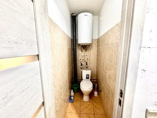 Продам двухкомнатную (2-комн.) квартиру, Казанская ул, 37, Ишим г