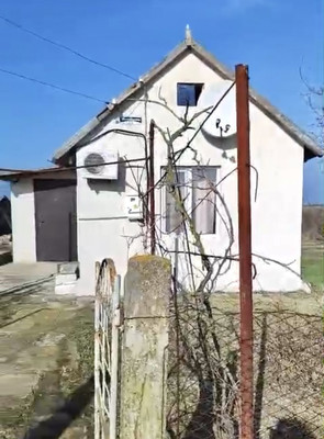 Продам дом, Житомирская ул, 2а, Столбовое с, 0 км от города