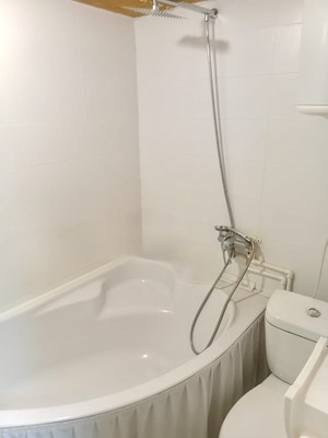 Продам дом, Житомирская ул, 2а, Столбовое с, 0 км от города