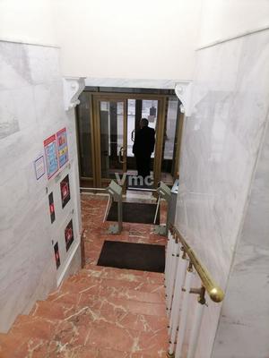 Сдам коммерческое помещение 23,5 м2, Садовая-Кудринская ул, 25, Москва г