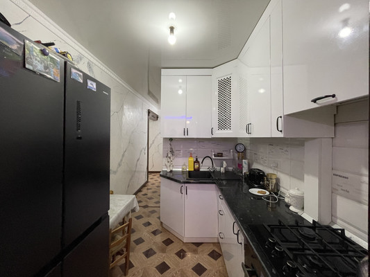 Продам трехкомнатную (3-комн.) квартиру, 2 Таманской Дивизии ул, 428, Нальчик г