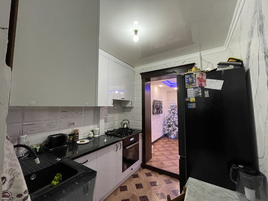 Продам трехкомнатную (3-комн.) квартиру, 2 Таманской Дивизии ул, 428, Нальчик г