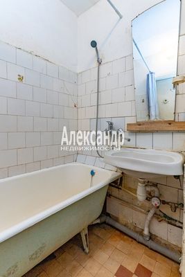 Продам однокомнатную (1-комн.) квартиру, Космонавтов пр-кт, 92, Санкт-Петербург г