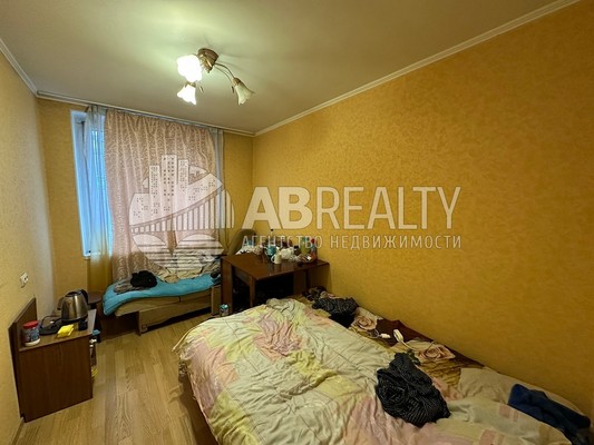 Продам двухкомнатную (2-комн.) квартиру, Медиков ул, 26к2, Москва г