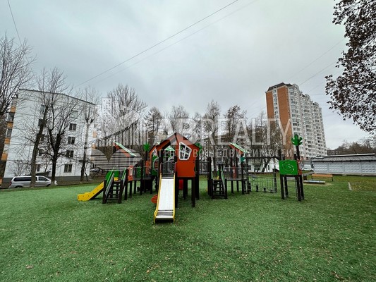 Продам двухкомнатную (2-комн.) квартиру, Медиков ул, 26к2, Москва г