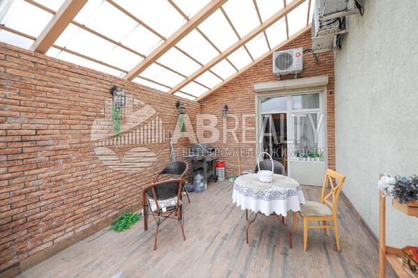 Продам многокомнатную квартиру, Пятницкая ул, 57с2, Москва г