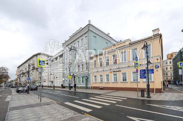 Продам многокомнатную квартиру, Пятницкая ул, 57с2, Москва г