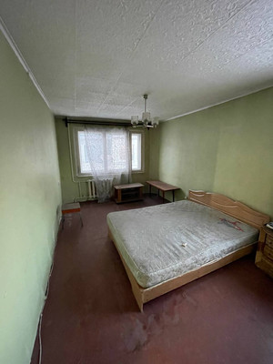 Продам трехкомнатную (3-комн.) квартиру, Рябикова б-р, 32а, Иркутск г