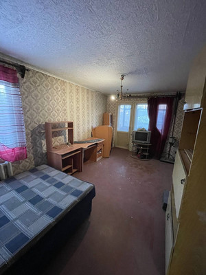 Продам трехкомнатную (3-комн.) квартиру, Рябикова б-р, 32а, Иркутск г