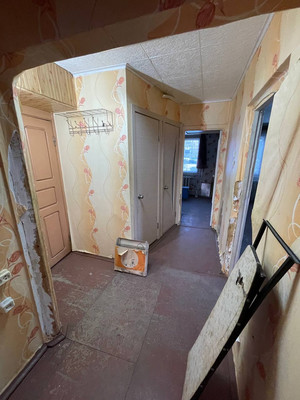 Продам трехкомнатную (3-комн.) квартиру, Рябикова б-р, 32а, Иркутск г