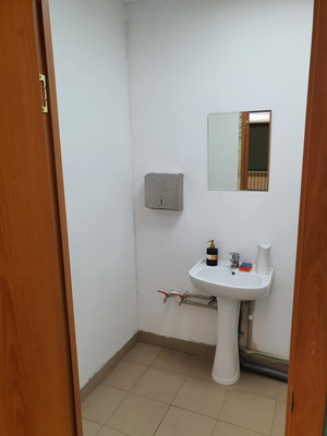 Сдам коммерческое помещение 75 м2, В.Денисова ул, 26, Калининград г