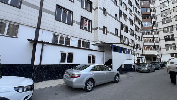 Продам трехкомнатную (3-комн.) квартиру, Эльбрусская ул, 19кг, Нальчик г