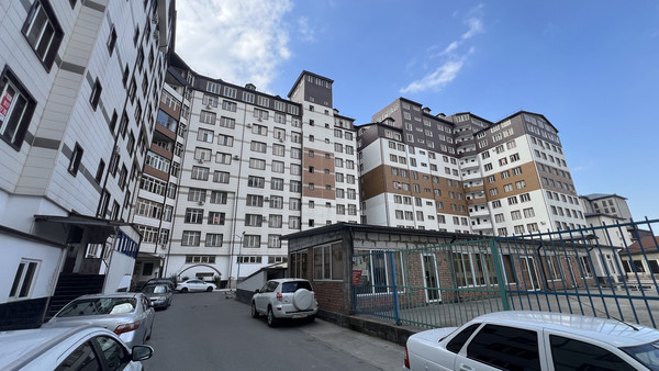 Продам трехкомнатную (3-комн.) квартиру, Эльбрусская ул, 19кг, Нальчик г