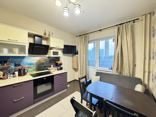 Продам однокомнатную (1-комн.) квартиру, Героев пр-кт, 26Ак1, Санкт-Петербург г