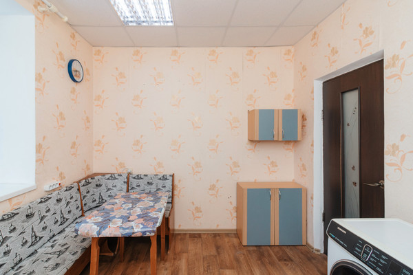 Продам двухкомнатную (2-комн.) квартиру, Посадская ул, 12, Ханты-Мансийск г