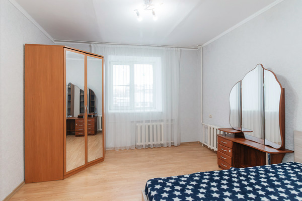 Продам двухкомнатную (2-комн.) квартиру, Посадская ул, 12, Ханты-Мансийск г