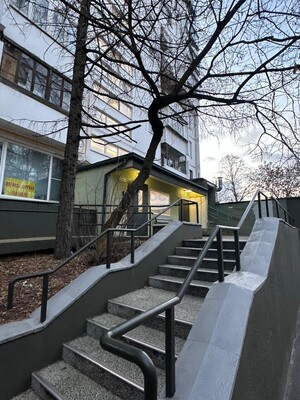 Продам трехкомнатную (3-комн.) квартиру, Вернадского пр-кт, 119, Москва г