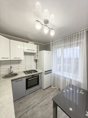 Продам однокомнатную (1-комн.) квартиру, Глинки ул, 23, Гусев г