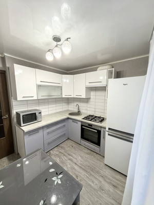 Продам однокомнатную (1-комн.) квартиру, Глинки ул, 23, Гусев г