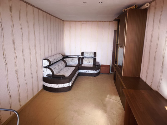 Продам двухкомнатную (2-комн.) квартиру, 2, Сосновый п