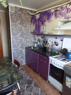 Продам трехкомнатную (3-комн.) квартиру, Гагарина ул, 1, Волгодонск г