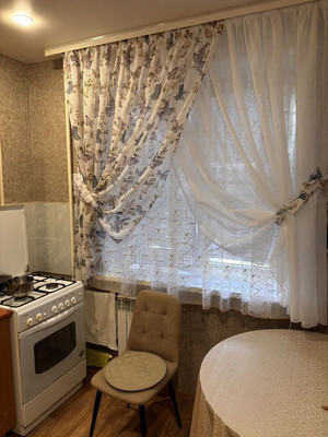 Продам трехкомнатную (3-комн.) квартиру, Ленинградская ул, 30, Волгодонск г