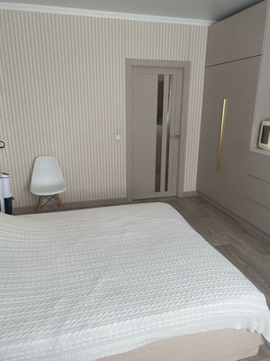 Продам трехкомнатную (3-комн.) квартиру, К.Маркса ул, 60к3, Волгодонск г