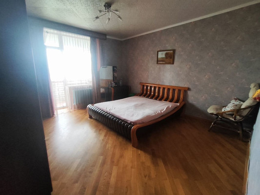 Продам многокомнатную квартиру, Черникова ул, 32, Волгодонск г